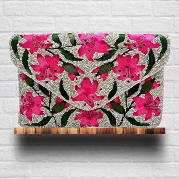 Pink Hibiscus Silver Seed Glass Beaded Crossbody Chain Clutch Bag NEW - Picture 2 of 3